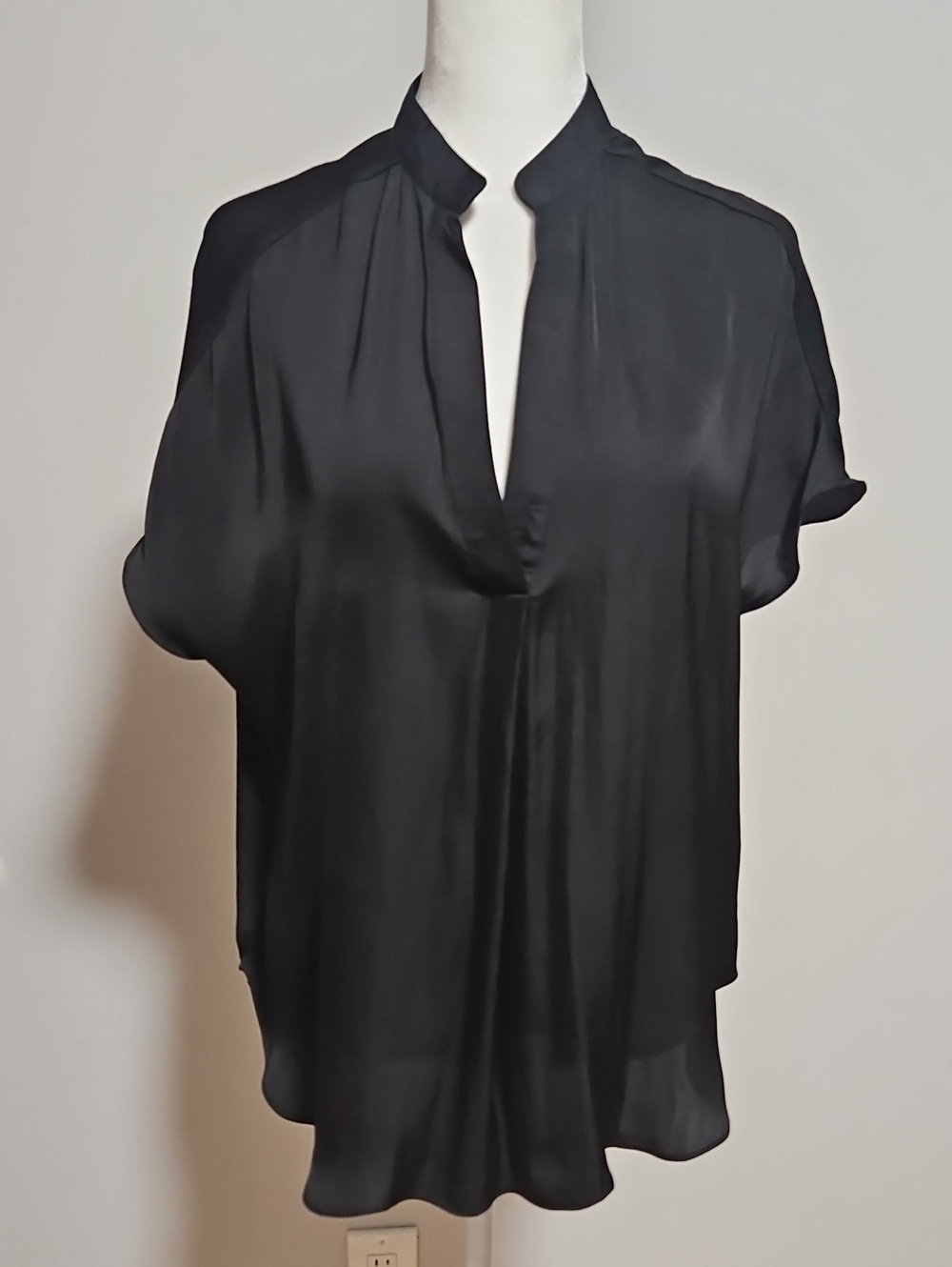 Naked Zebra Black Split V-Neck Short Sleeve Blouse